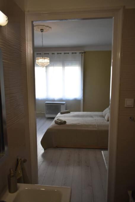 Kenyelmes Lakas Jo Helyen Apartment Budapest Exterior photo